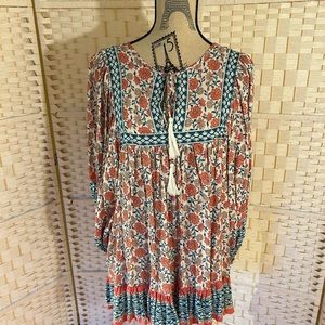 Rachel Zoe boho mixed print tassel detail balloon sleeve peasant tunic. Large.